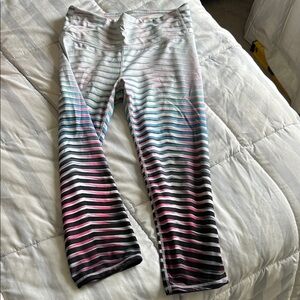 Athleta Chevron Patterned Leggings